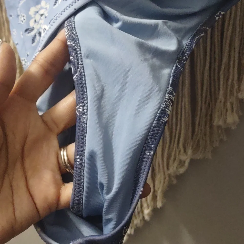 Aerie Navy Floral/Paisley One-Piece Swimsuit Sz L - Picture 3 of 4